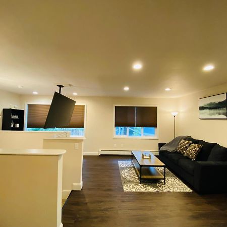 Beautiful 2 Bedroom 1 Bath Apartment With Private Garage Anchorage Luaran gambar