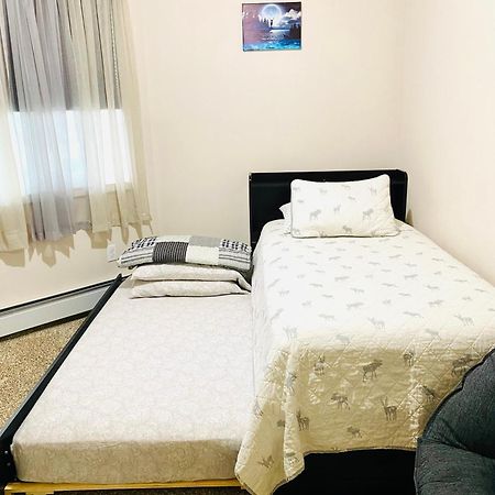 Beautiful 2 Bedroom 1 Bath Apartment With Private Garage Anchorage Luaran gambar