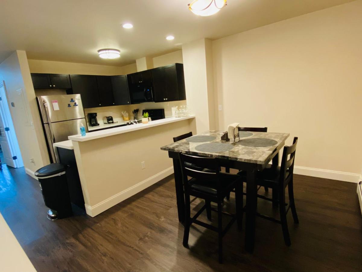 Beautiful 2 Bedroom 1 Bath Apartment With Private Garage Anchorage Luaran gambar