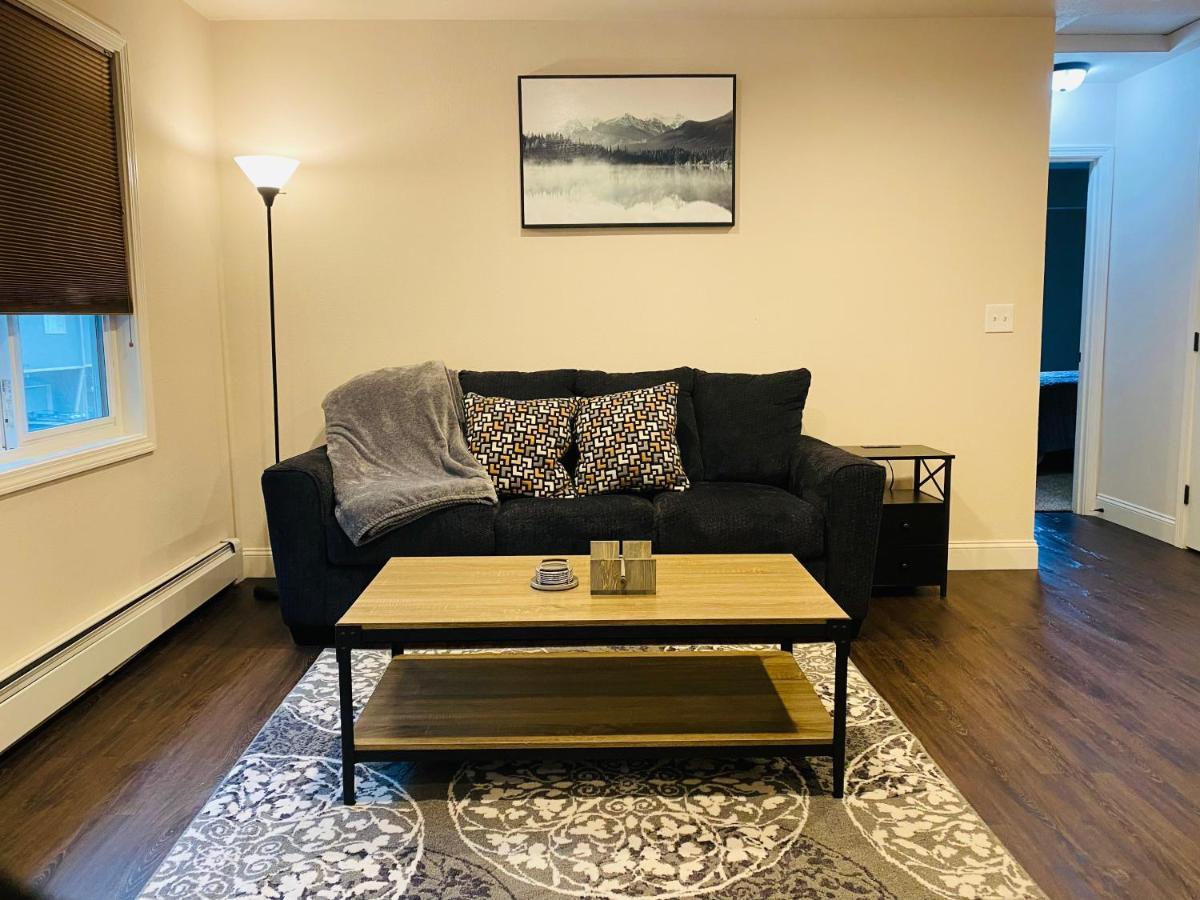 Beautiful 2 Bedroom 1 Bath Apartment With Private Garage Anchorage Luaran gambar